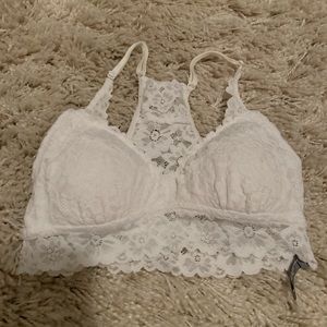 Hollister gilly hicks size XS bralette.